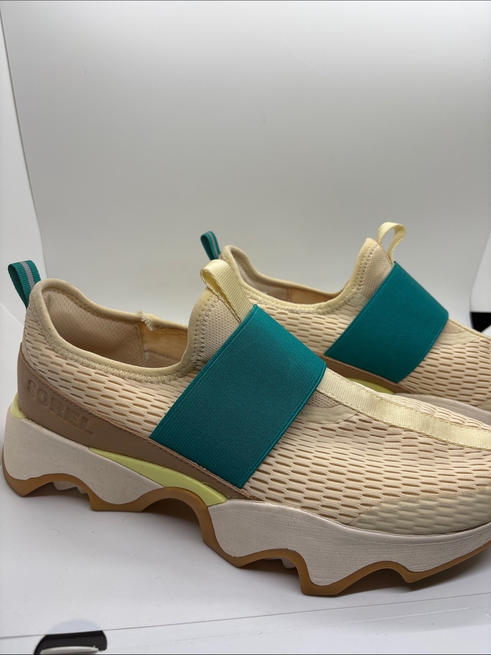 Sorel Kinetic Impact II Shoes Cream Mesh Teal Strap 11